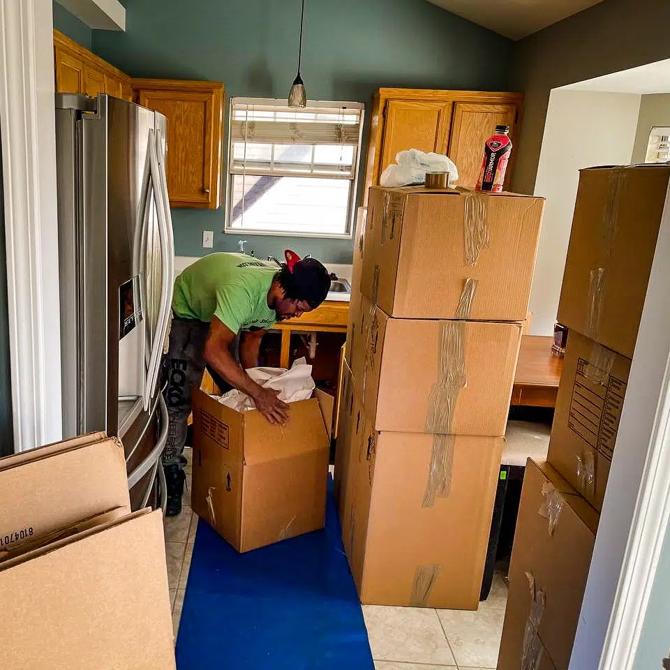 Dependable long distance moving professionals in Charlotte, NC